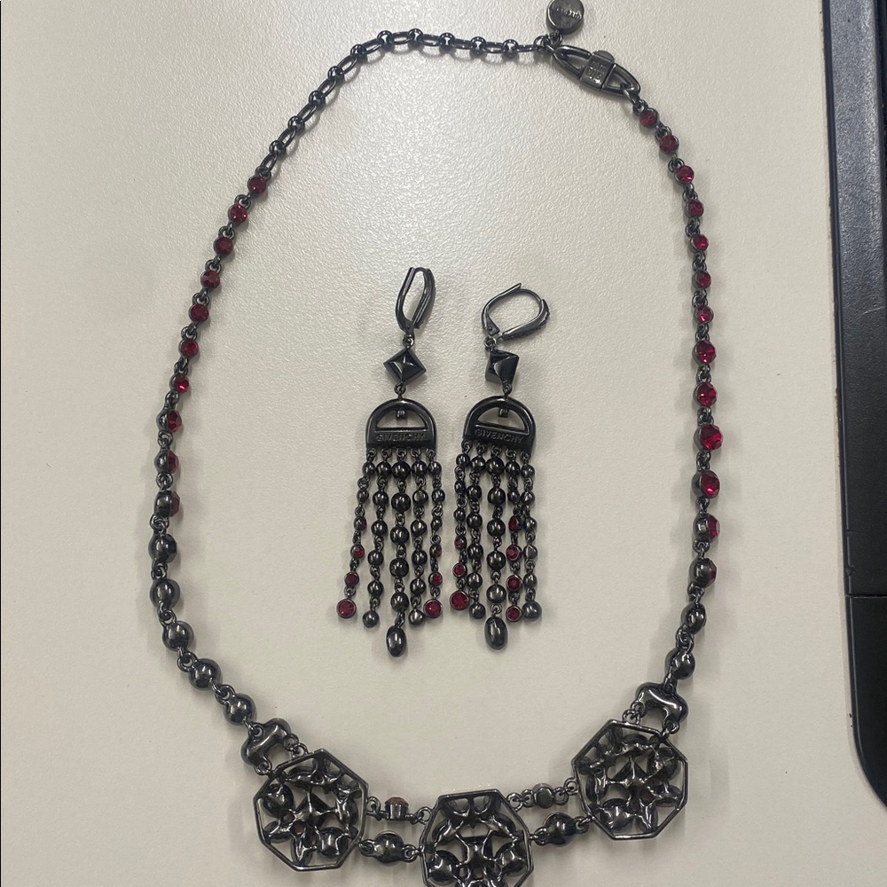 Givenchy Elegant Red crystal Gemstone Necklace and Earring Set - Picture 2 of 6